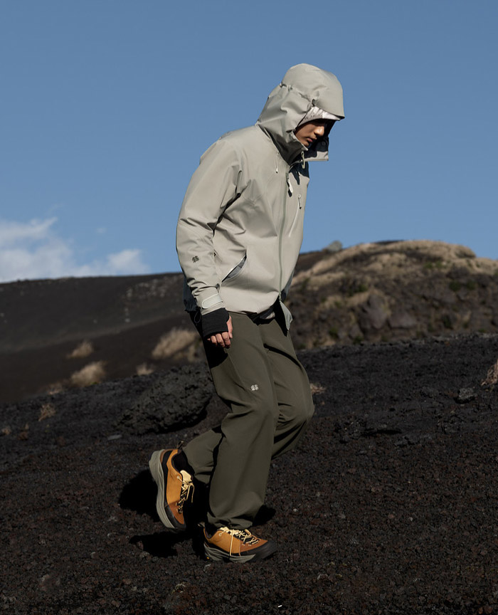 户外穿搭终极王炸！可隆2026新款SHELL M1男士GTX冲锋衣解锁未来探险美学图片1