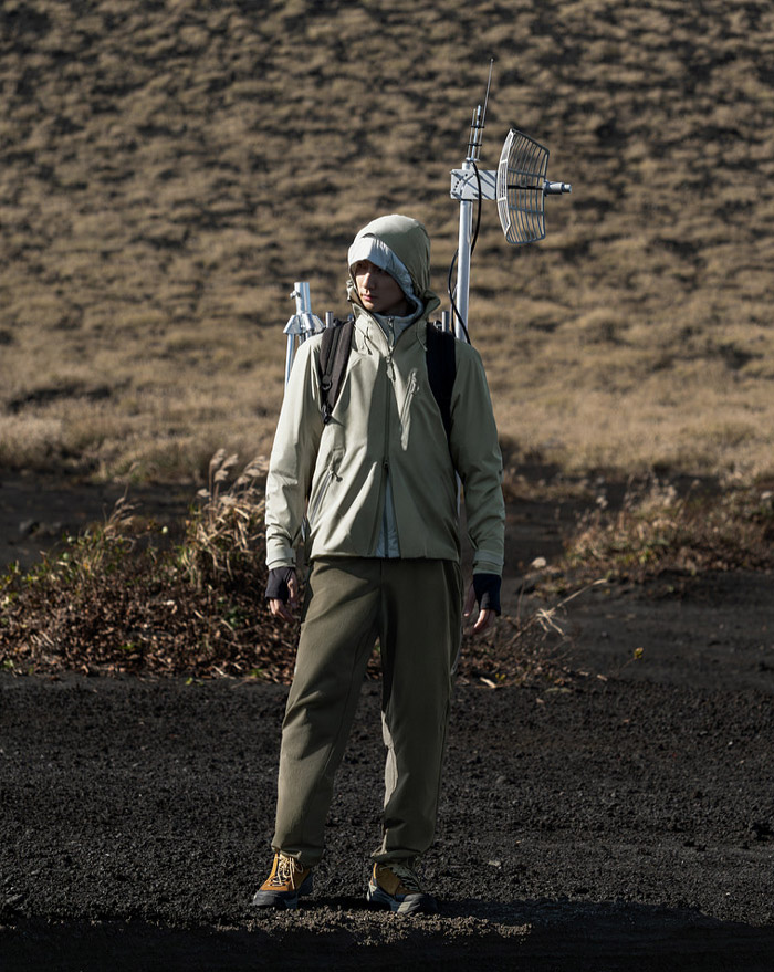 户外穿搭终极王炸！可隆2026新款SHELL M1男士GTX冲锋衣解锁未来探险美学图片