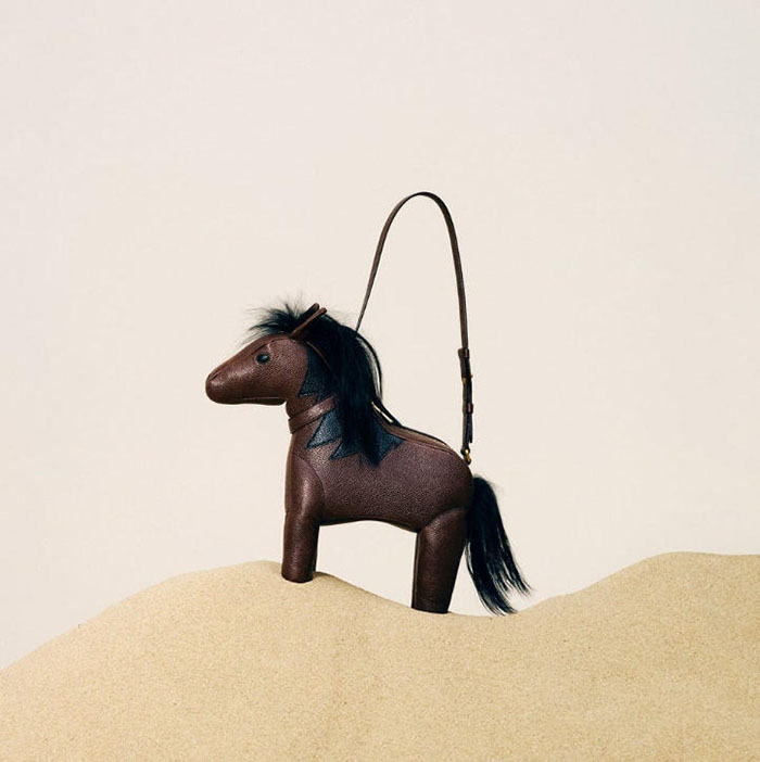 THOM BROWNE公布2026新年系列图片3