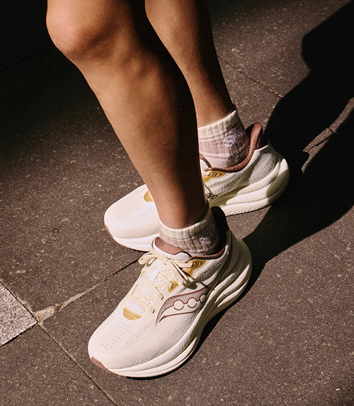 索康尼全新胜利23「卡基褐」配色跑鞋即将开售图片3