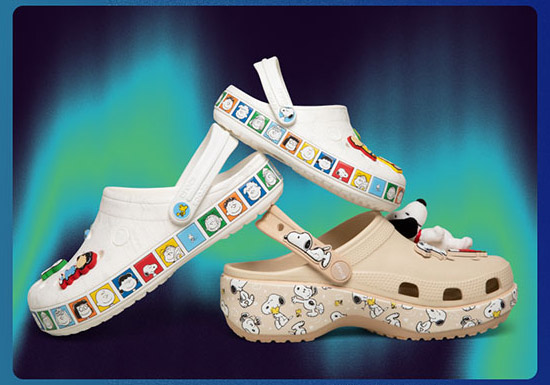 Crocs推出2026全新《Peanuts》联名系列洞洞鞋