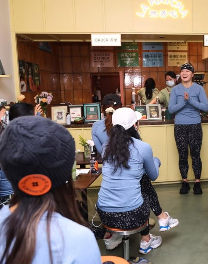 SWEATY BETTY开年户外跑，用豹纹leggings解锁运动美学新范式图片2