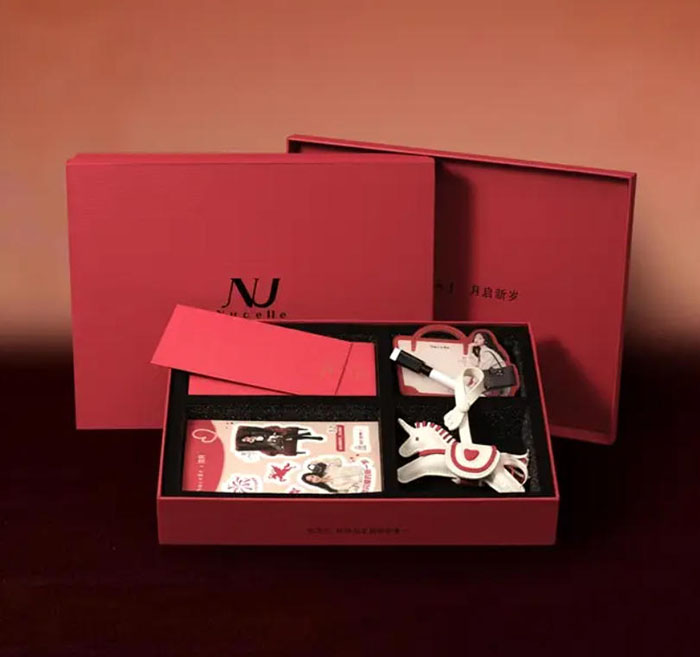 NUCELLE纽芝兰发布2026马年限定挂件及新年礼盒图片2
