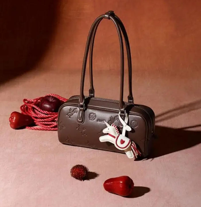 NUCELLE纽芝兰发布2026马年限定挂件及新年礼盒图片7