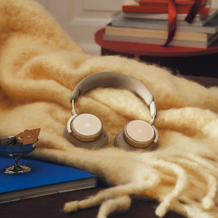 B&O「铂傲」Beosound A9马年限定款礼赠面罩重磅登场图片2