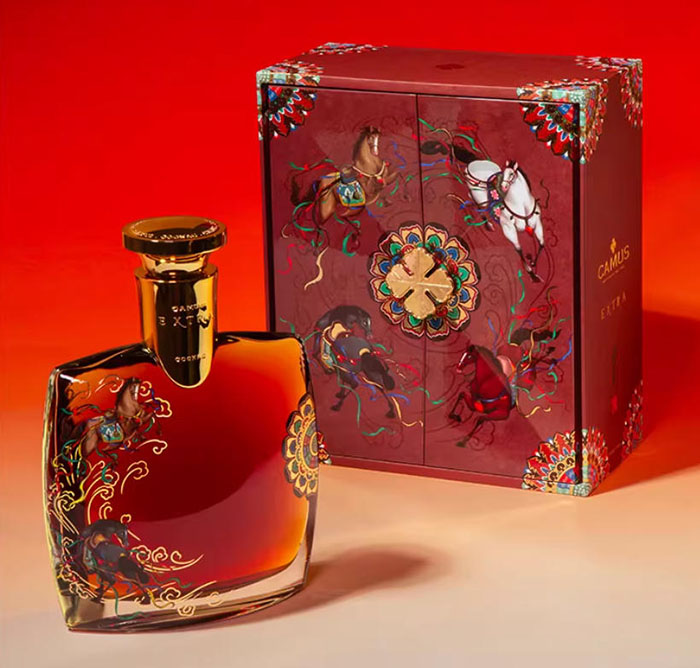 年度奢礼登场！卡慕「骐骥千里」限量款干邑白兰地，解锁中西美学的新春浪漫图片2