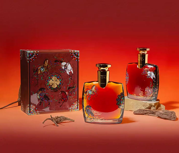 年度奢礼登场！卡慕「骐骥千里」限量款干邑白兰地，解锁中西美学的新春浪漫图片1