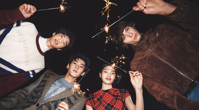 新春限定浪漫！McQueen 2026「骏时相聚」贺岁大片曝光图片1