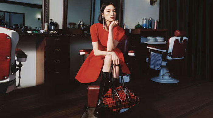 新春限定浪漫！McQueen 2026「骏时相聚」贺岁大片曝光图片2