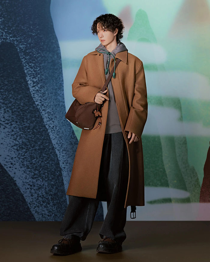 LOEWE「罗意威」2026马年新春企划曝光，王一博领衔演绎东方美学盛宴图片