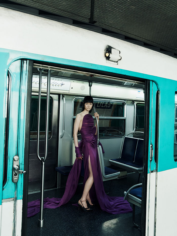 Manolo Blahnik x 巴黎世家2026秋季联名系列来了！图片3