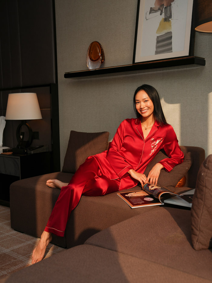 本命红睡衣上线！INTIMISSIMI 2026马年限定桑蚕丝套装发售图片