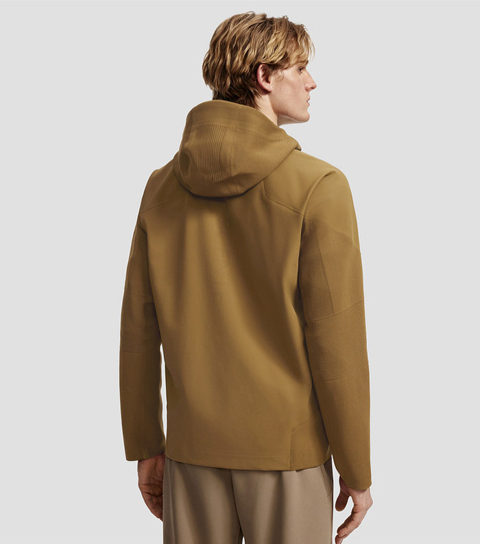 吴磊同款封神！迪桑特2026春季新款TRAINING外套，解锁全天候穿搭自由图片4