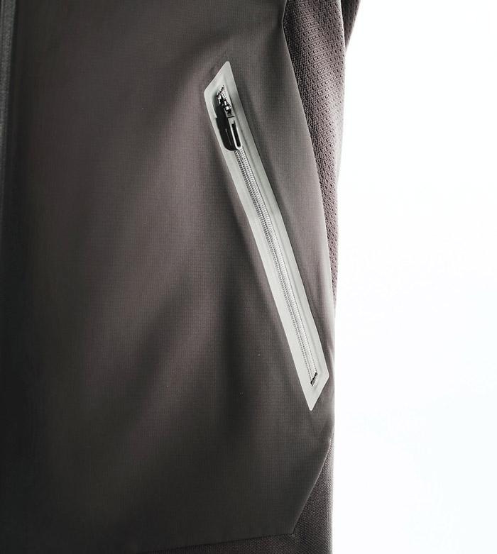 吴磊同款封神！迪桑特2026春季新款TRAINING外套，解锁全天候穿搭自由图片8