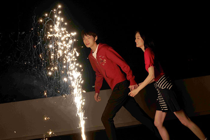 春信赴约｜SANDRO 2026马年新春系列男女服饰上市图片