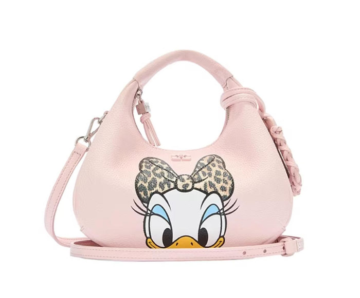 跨次元心动！2026全新GANNI x Disney联名系列女装和包袋开售图片3