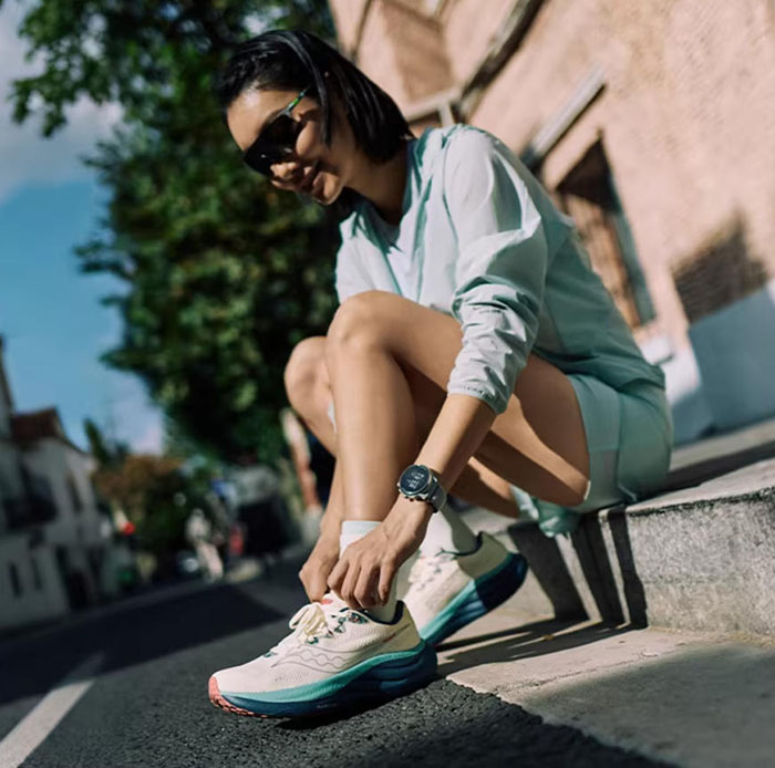 索康尼RIDE驭途19情侣款缓震慢跑鞋即将焕新登场图片2 索康尼RIDE驭途19情侣款缓震慢跑鞋即将焕新登场图片2