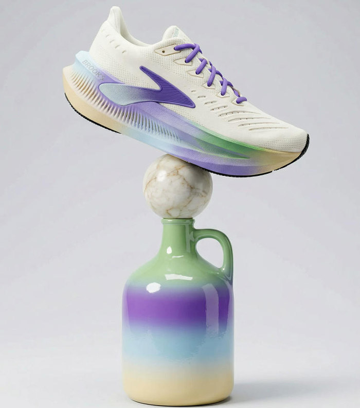 布鲁克斯窑变系列超级甘油2跑鞋 解锁春日奔跑新体验图片2 布鲁克斯窑变系列超级甘油2跑鞋 解锁春日奔跑新体验图片2