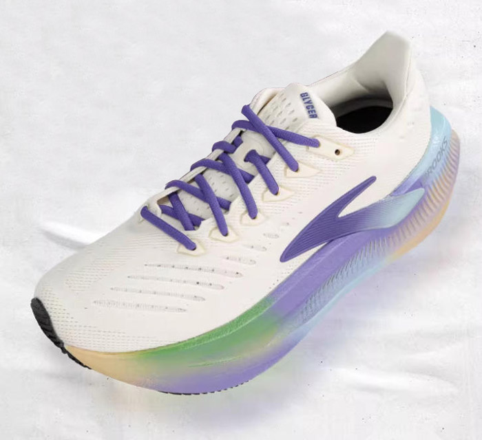 布鲁克斯窑变系列超级甘油2跑鞋 解锁春日奔跑新体验图片9 布鲁克斯窑变系列超级甘油2跑鞋 解锁春日奔跑新体验图片9