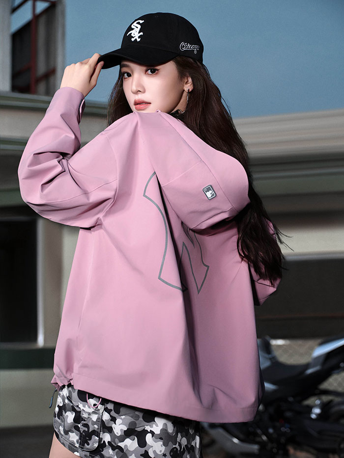 MLB官宣章若楠为潮流代言人，解锁2026春夏穿搭新序章图片5