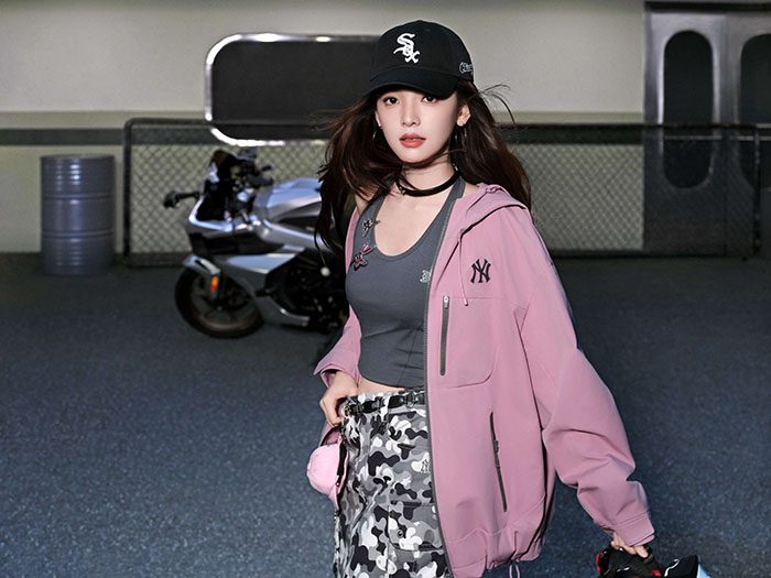 MLB官宣章若楠为潮流代言人，解锁2026春夏穿搭新序章图片3