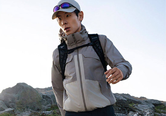 蒋奇明同款Columbia 2026新款穿行冲锋衣上市