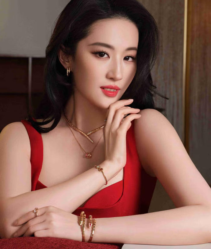 BVLGARI携手刘亦菲、蔡依林、吴磊、张凌赫共贺马年新禧图片