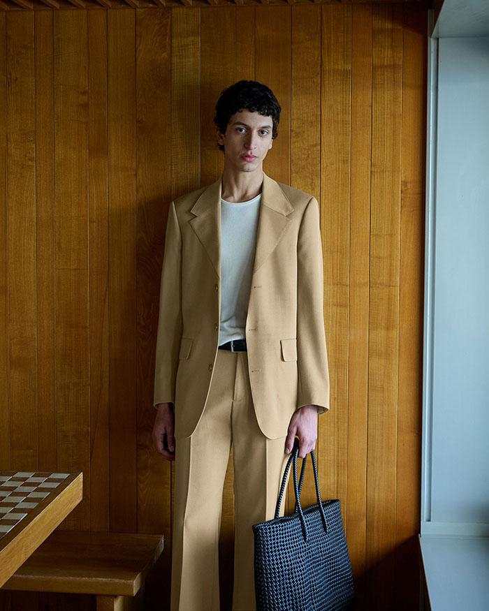 SANDRO「桑德罗」发布2026早春度假系列服饰图片1 SANDRO「桑德罗」发布2026早春度假系列服饰图片1