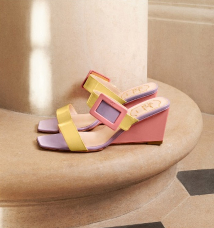 辛芷蕾携手ROGER VIVIER演绎2026春夏系列广告大片图片8