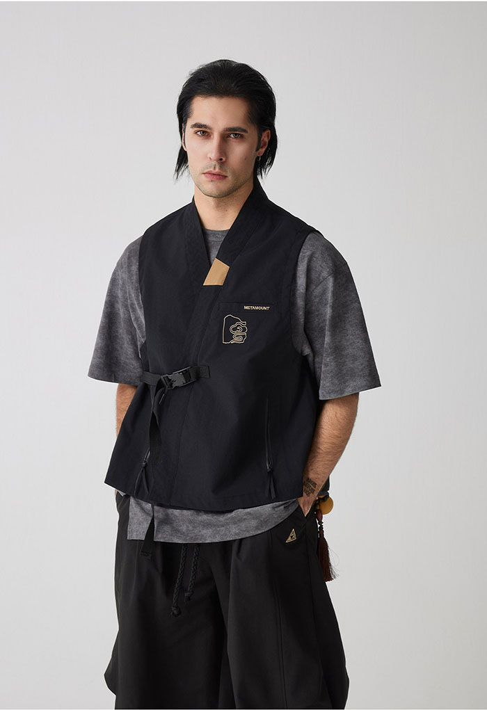 MetaMount又见高山推出2026春季全新「止观・云迹」系列国风机能道袍马甲图片2 MetaMount又见高山推出2026春季全新「止观・云迹」系列国风机能道袍马甲图片2