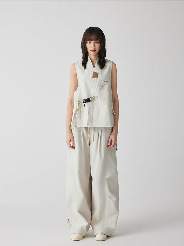 MetaMount又见高山推出2026春季全新「止观・云迹」系列国风机能道袍马甲图片4 MetaMount又见高山推出2026春季全新「止观・云迹」系列国风机能道袍马甲图片4