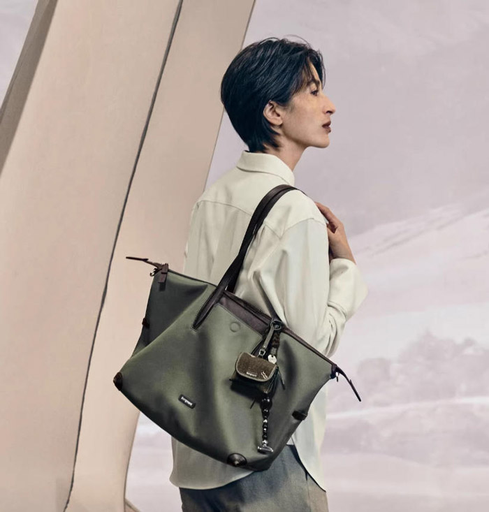 Songmont「山下有松」 推出2026全新循迹系列轻松托特包图片1 Songmont「山下有松」 推出2026全新循迹系列轻松托特包图片1