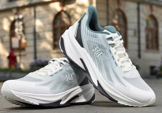 361°推出2026春季新款驭山SE网面透气跑鞋