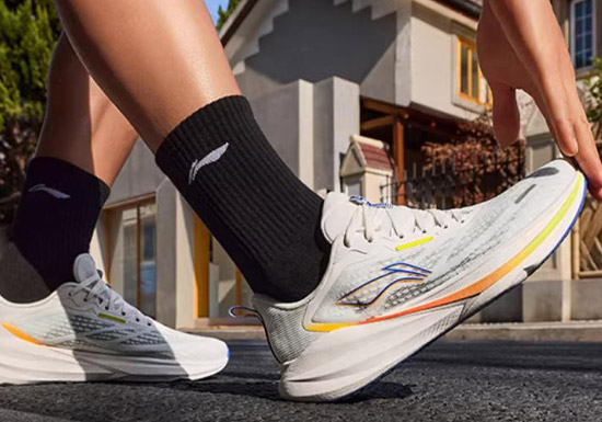 2026新款李宁吾跃4跑鞋评测