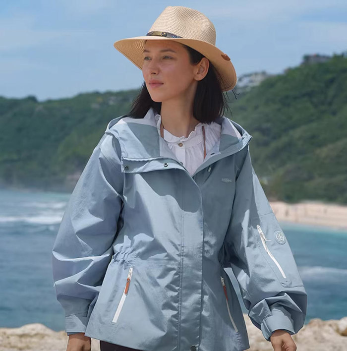 UNICARE发布2026限定色小蓝腰女款三合一冲锋衣图片4