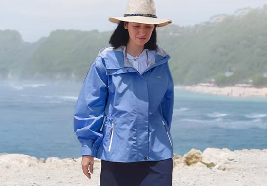 UNICARE发布2026限定色小蓝腰女款三合一冲锋衣