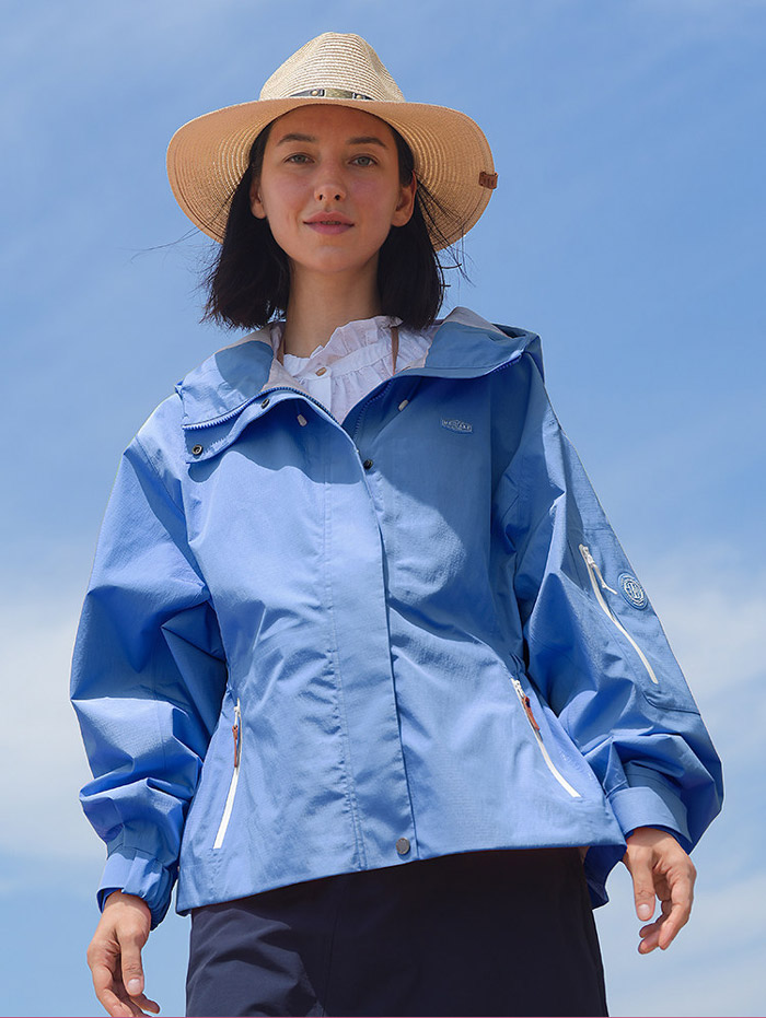 UNICARE发布2026限定色小蓝腰女款三合一冲锋衣图片2