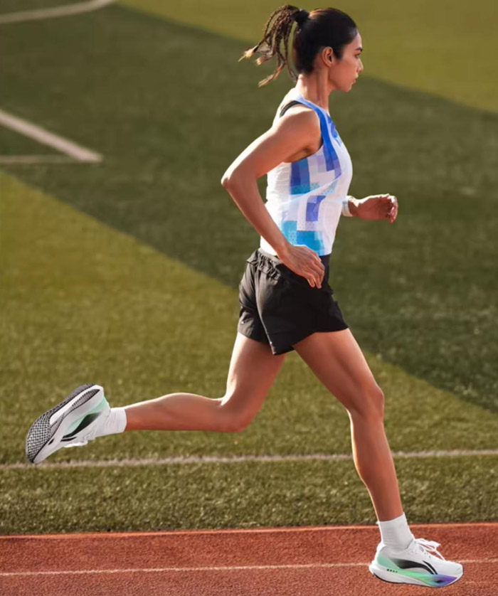 爆款跑鞋：李宁2026新款追风PRO2碳板跑鞋评测图片8