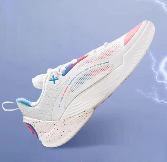 实战为王:李宁闪击10篮球鞋深度评测图片1 实战为王:李宁闪击10篮球鞋深度评测图片1