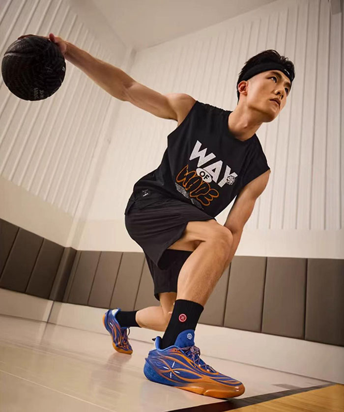 锋卫实战党专属利刃!李宁韦德808 5 ULTRA v2篮球鞋评测报告图片 锋卫实战党专属利刃!李宁韦德808 5 ULTRA v2篮球鞋评测报告图片