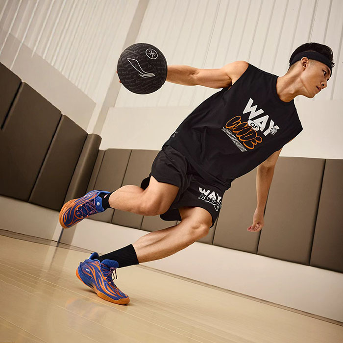 锋卫实战党专属利刃!李宁韦德808 5 ULTRA v2篮球鞋评测报告图片2 锋卫实战党专属利刃!李宁韦德808 5 ULTRA v2篮球鞋评测报告图片2