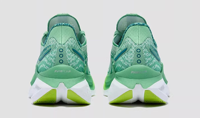 索康尼2026新款「武汉城市限定配色」啡鹏5马拉松跑鞋评测图片11