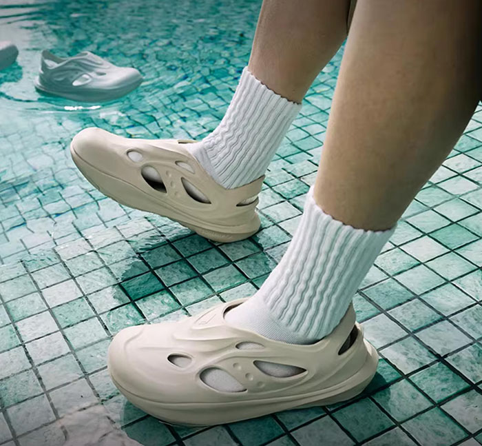 索康尼2026新款CRADLE YAT洞洞鞋即将上线，运动基因解锁夏日洞洞鞋新体验图片