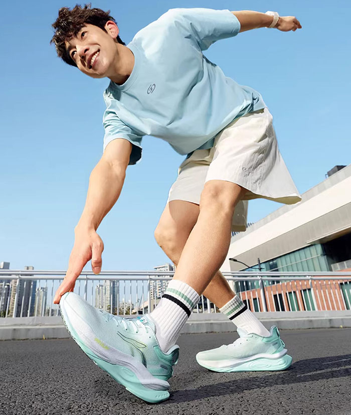 300元内宝藏跑鞋：361赤焰5.0跑步鞋评测图片3