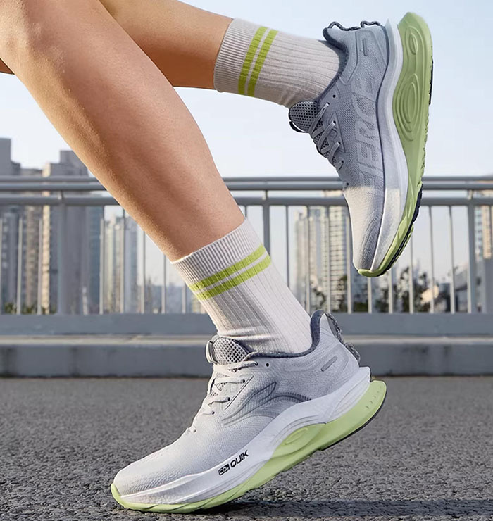 300元内宝藏跑鞋：361赤焰5.0跑步鞋评测图片6