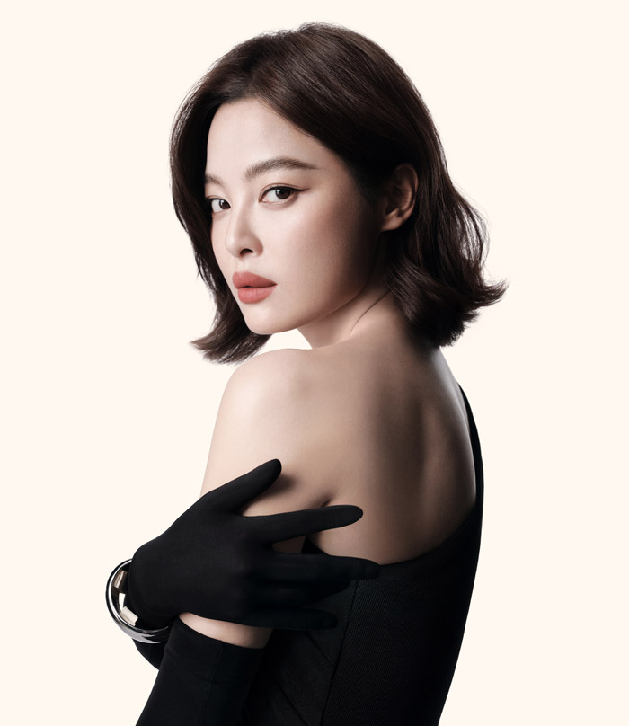 辛芷蕾出任雅诗兰黛全球彩妆代言人 实力与优雅共绘美妆新篇图片3 辛芷蕾出任雅诗兰黛全球彩妆代言人 实力与优雅共绘美妆新篇图片3