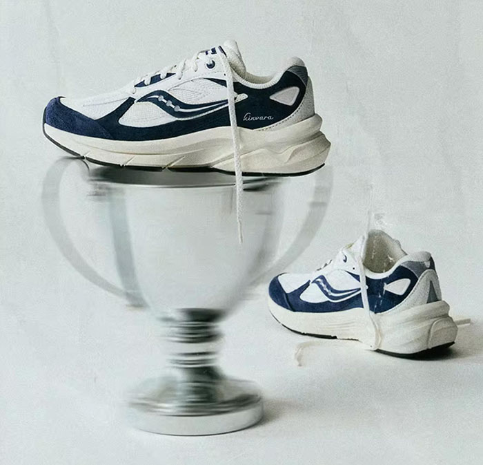 球鞋评测：索康尼2026新款KINVARA PWR复古运动鞋图片