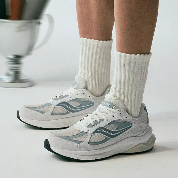 球鞋评测：索康尼2026新款KINVARA PWR复古运动鞋图片8