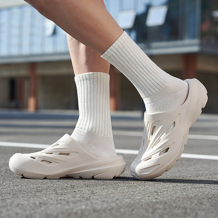 居家户外皆可冲！匹克态极2026新款星舰包头拖鞋搞定所有场景图片1