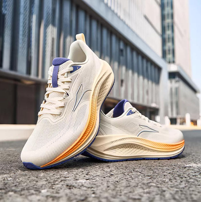 200元内高性价比跑鞋！361度2026新款锋翼2.0SE跑鞋全维度评测图片9